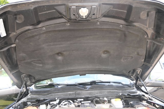 Used 2025 RAM 2500 Laramie AWD/4WD image 45