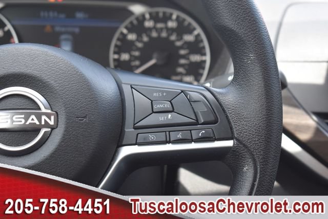 Used 2024 Nissan Altima 2.5 SV FWD image 27