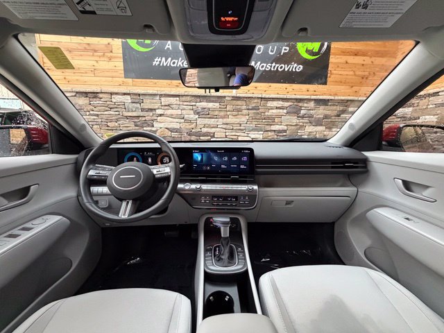Certified 2024 Hyundai Kona SEL AWD/4WD image 18