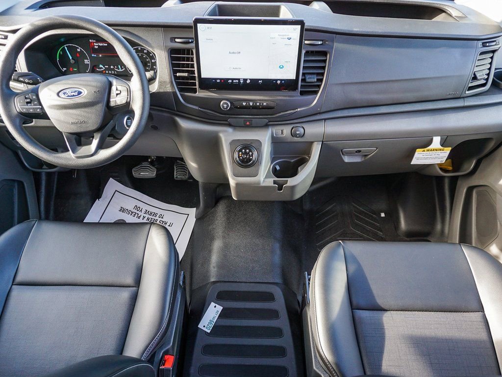 New 2024 Ford E-Transit Base image 14