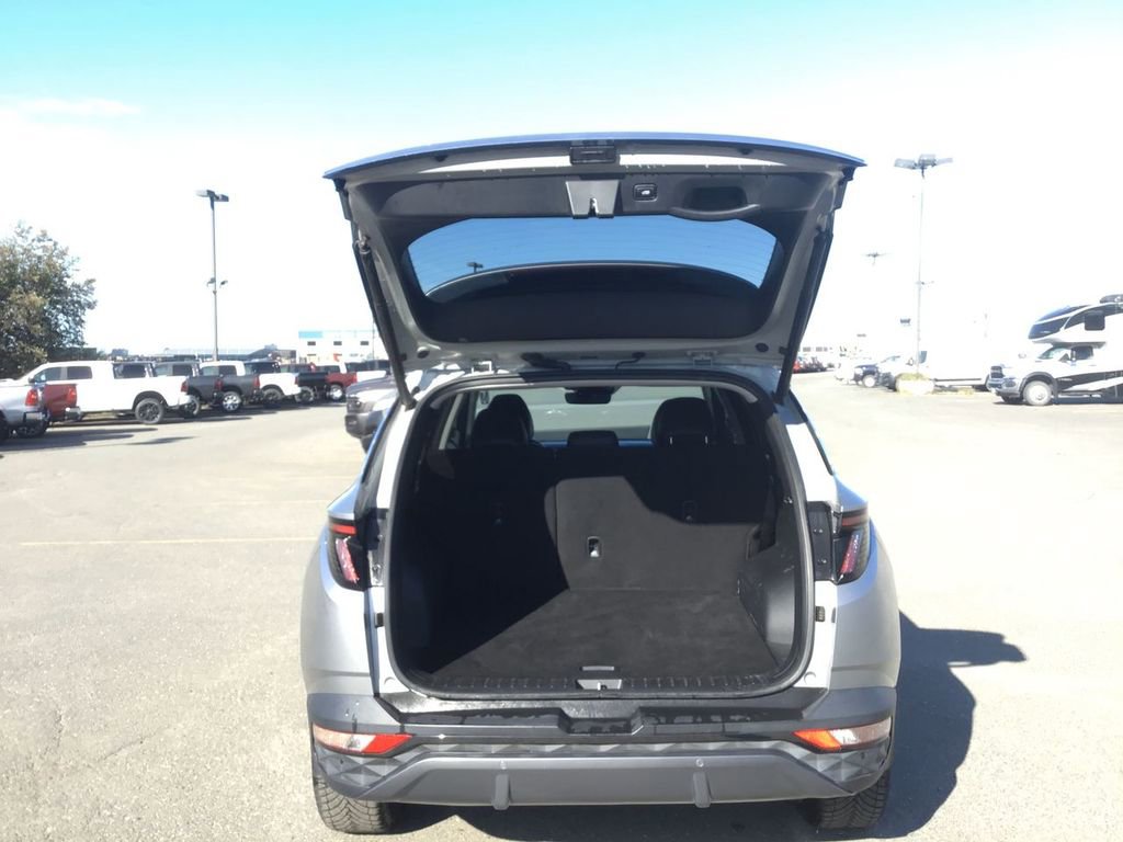 Used 2024 Hyundai Tucson Limited image 11