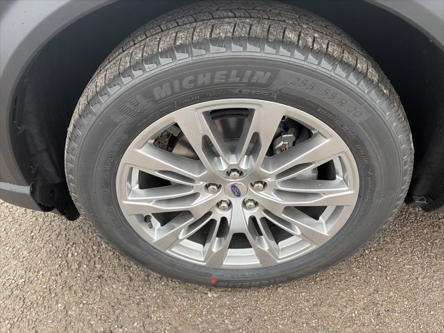 New 2026 Ford Explorer Platinum image 10