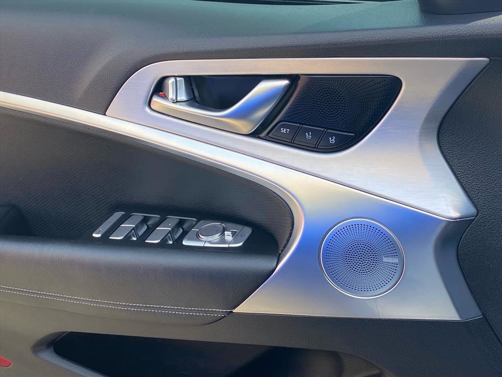 Used 2020 Genesis G70 2.0T w/ Elite Package image 19