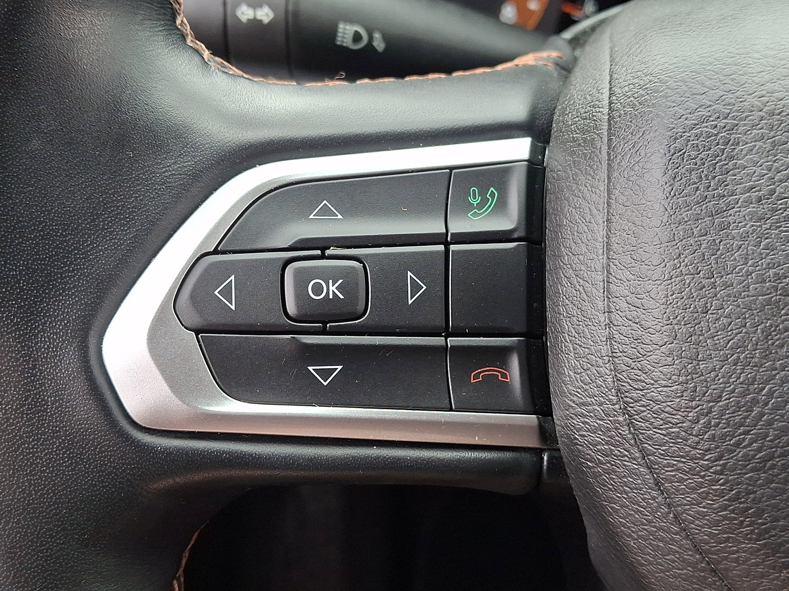 Used 2022 Jeep Compass Limited AWD/4WD image 27