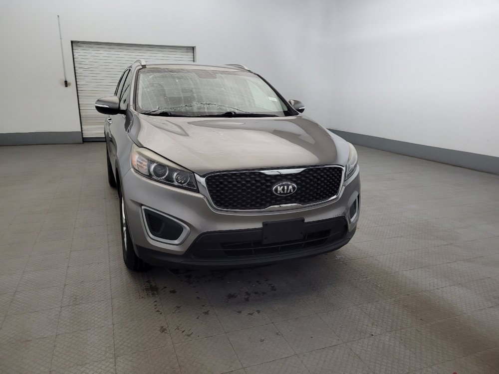 Used 2018 Kia Sorento LX image 14