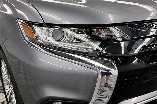 Used 2022 Mitsubishi Outlander SEL image 28