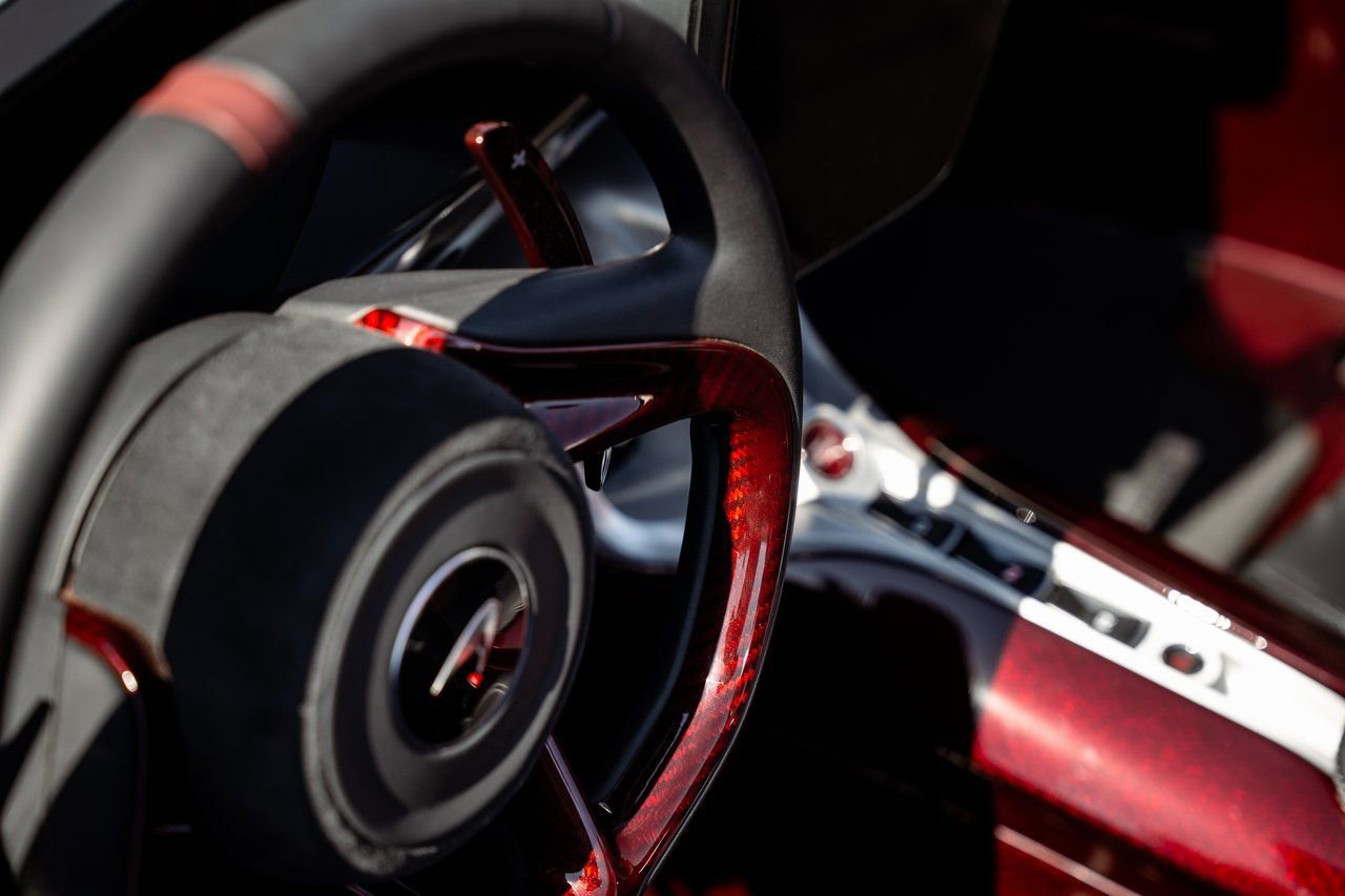 Used 2021 McLaren Elva RWD image 49