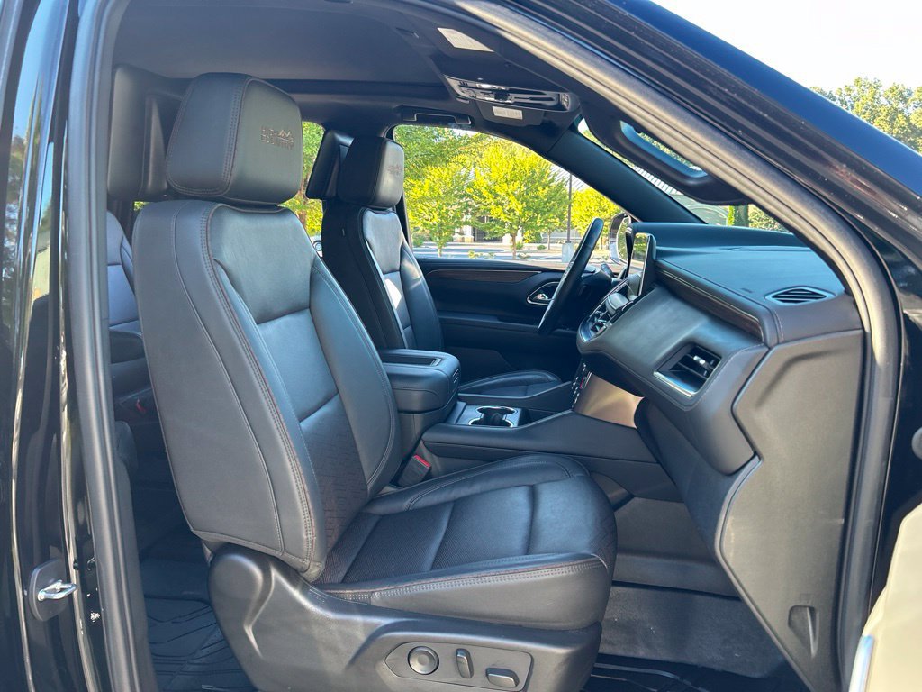 Used 2024 Chevrolet Tahoe High Country w/ Premium Package AWD/4WD image 61