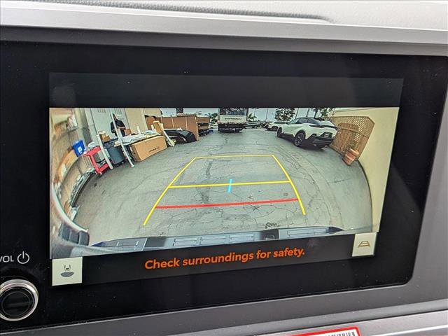 Used 2025 Toyota Tacoma SR5 AWD/4WD image 12