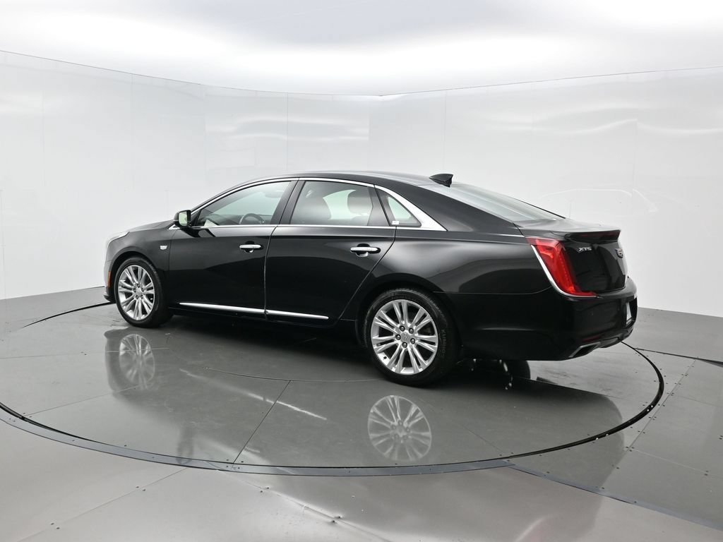 Used 2019 Cadillac XTS Luxury FWD image 4