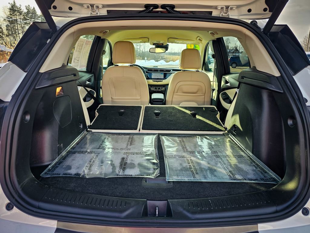 Used 2020 Buick Encore GX Essence w/ Advanced Technology Package image 36