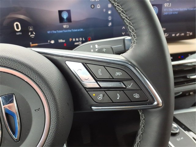 Used 2025 Buick Enclave Preferred w/ Power Package image 15