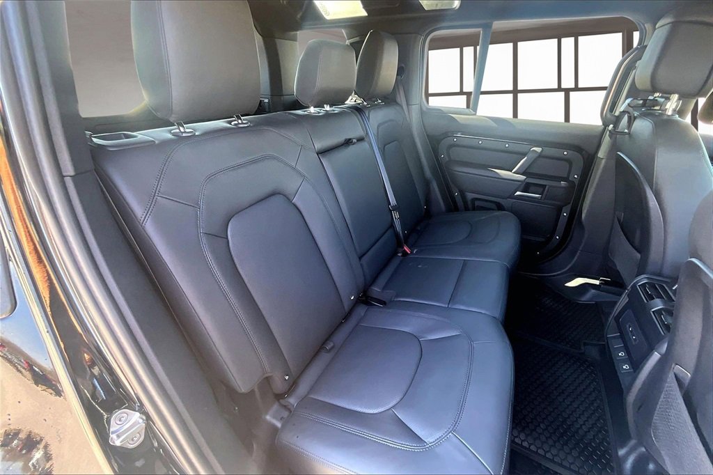 Certified 2025 Land Rover Defender 110 S image 28