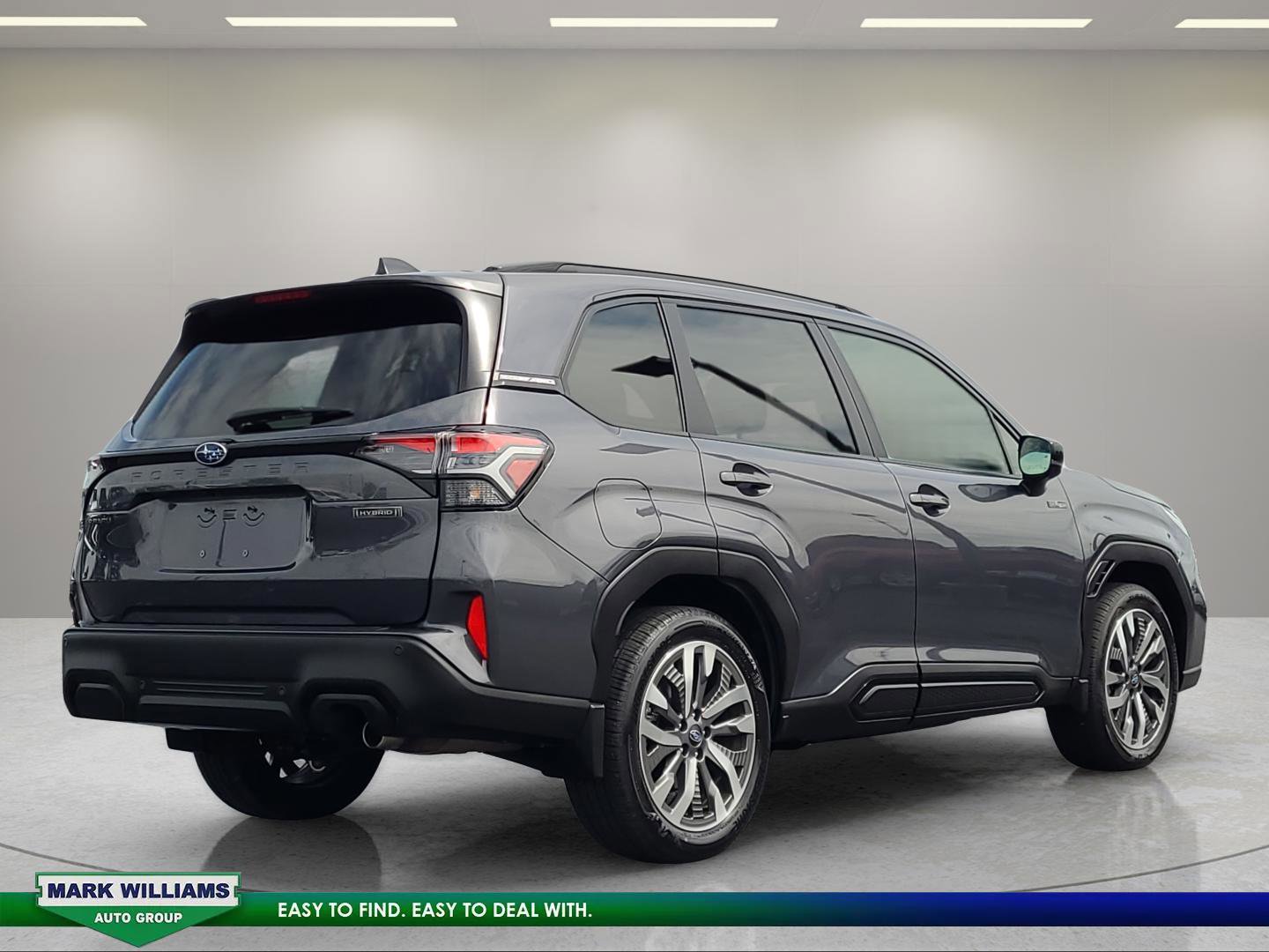 Used 2025 Subaru Forester Touring w/ Touring Package AWD/4WD image 4