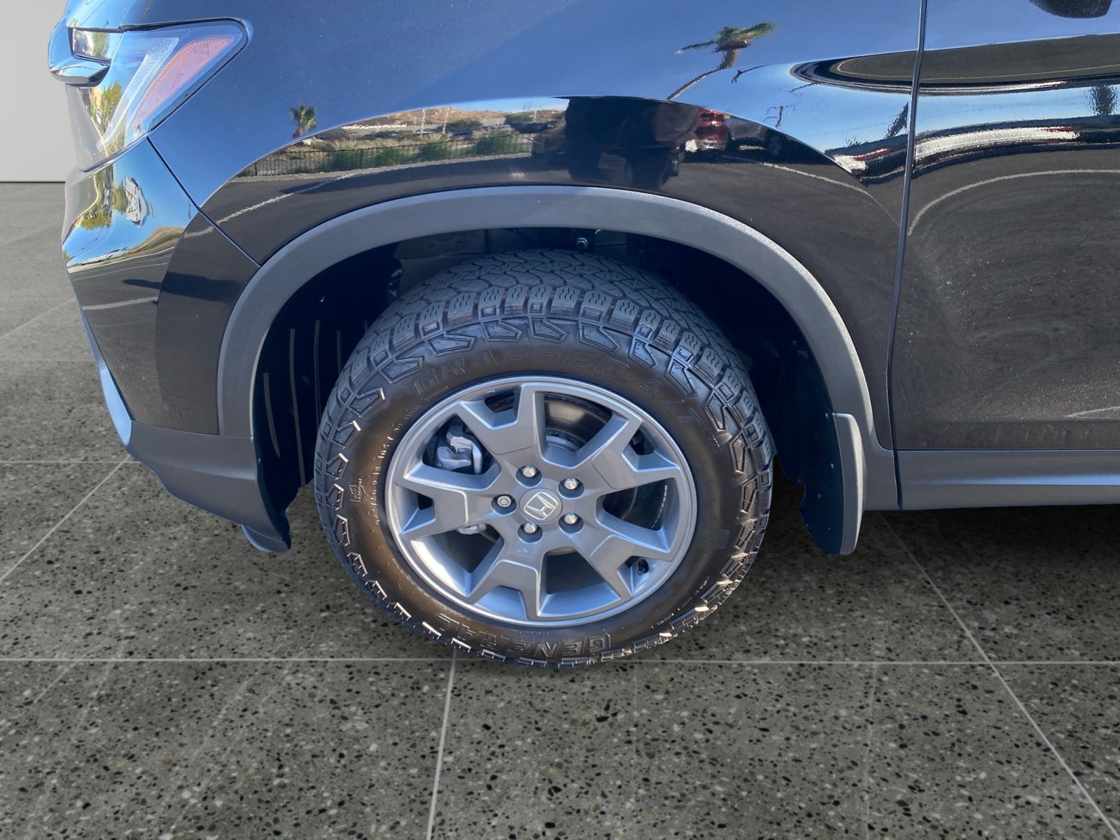 Used 2025 Honda Passport TrailSport image 14