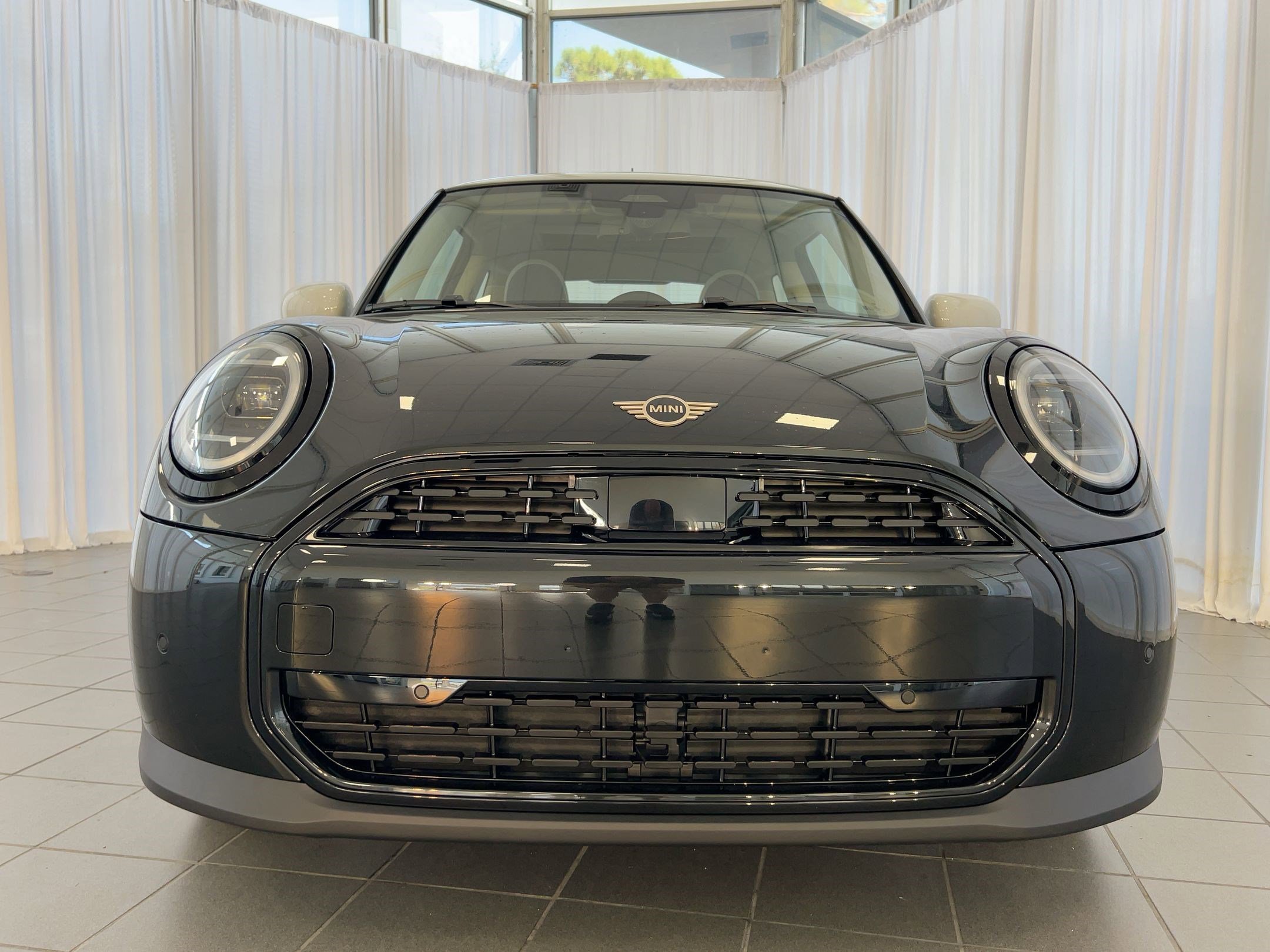 New 2026 MINI Cooper 2-Door Hardtop FWD image 6