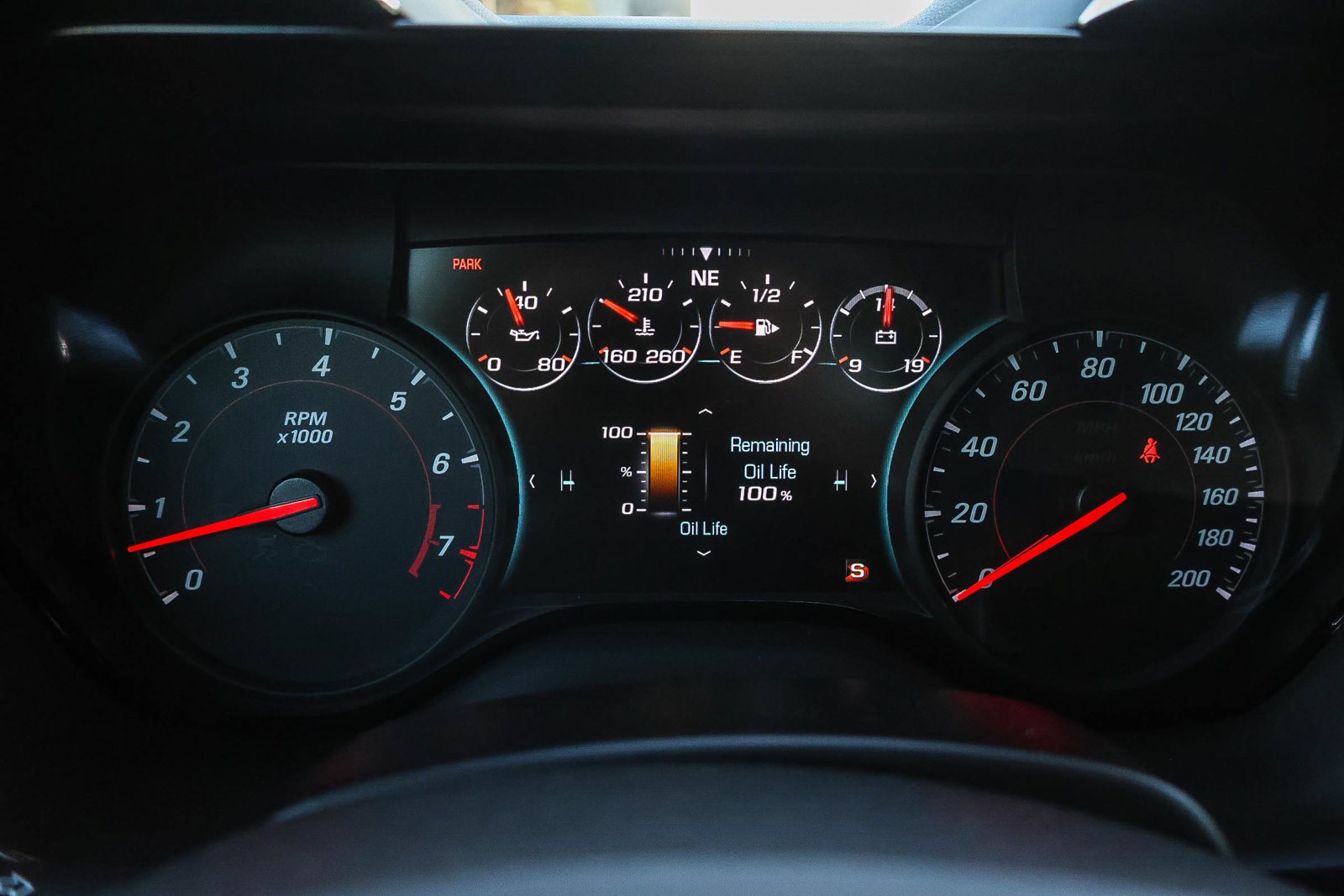Used 2018 Chevrolet Camaro SS RWD image 27