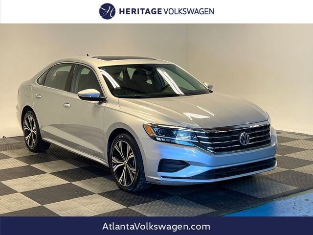 Used 2021 Volkswagen Passat 2.0T SE image 1