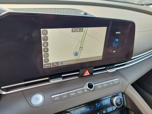 Used 2024 Hyundai Elantra SEL image 20