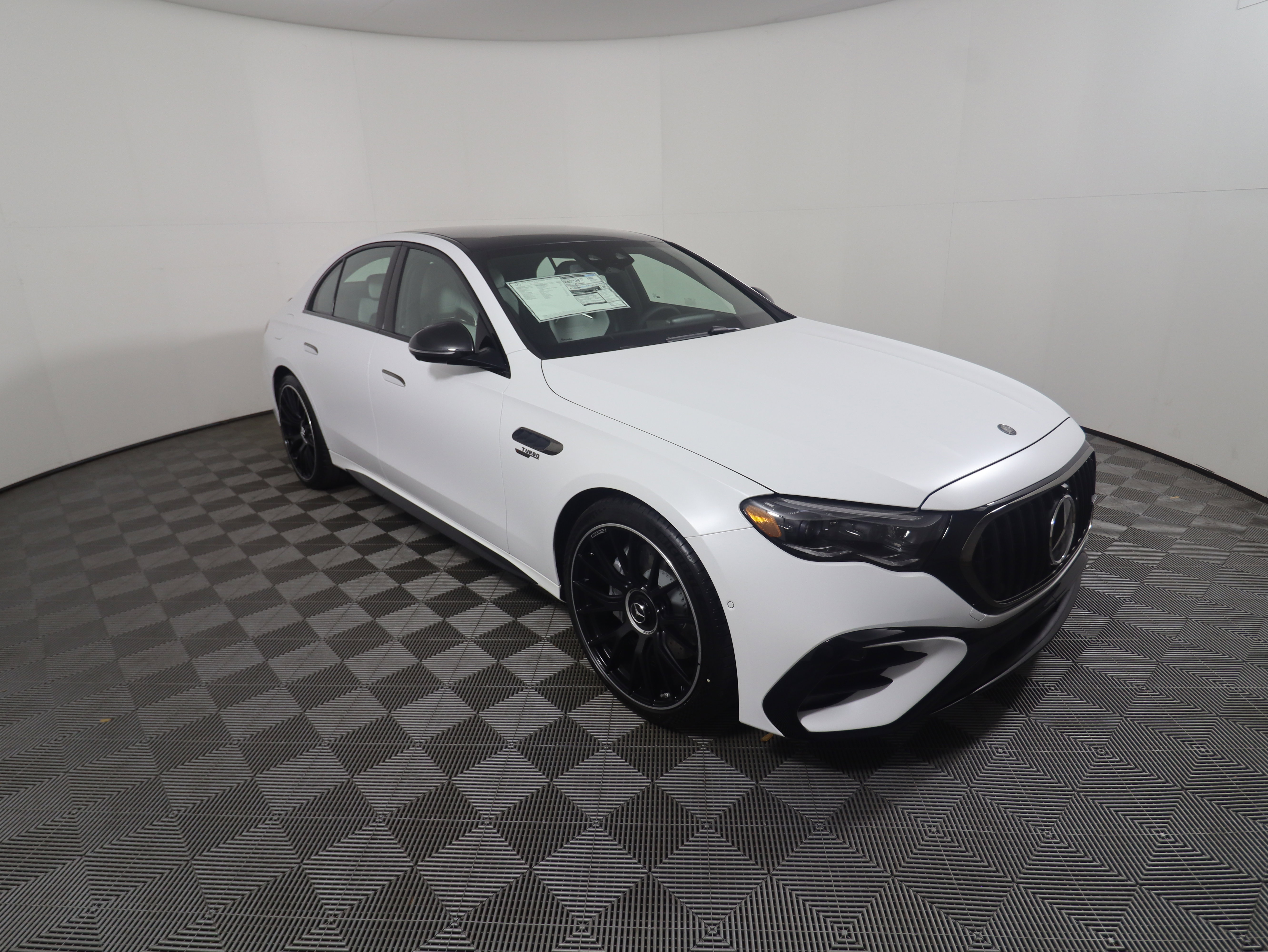 New 2026 Mercedes-Benz E 53 AMG e 4MATIC Sedan image 7