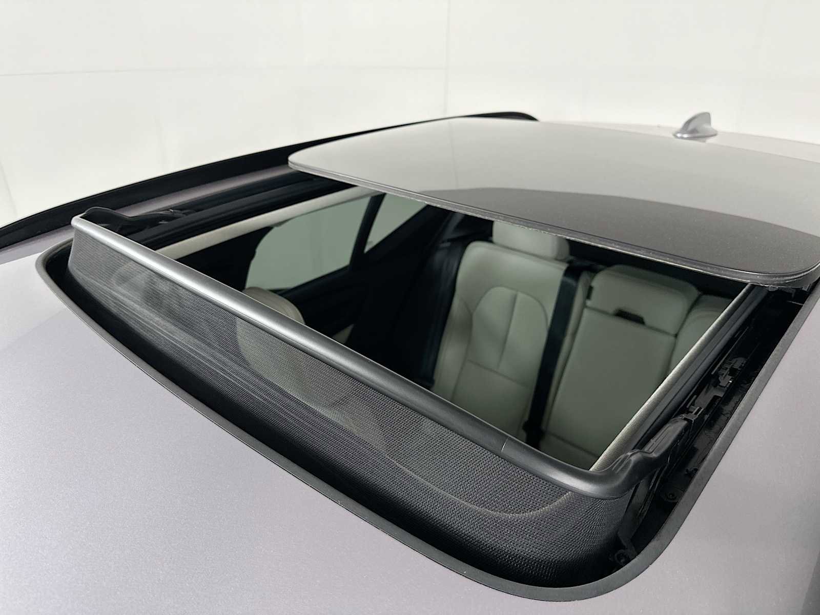 New 2026 Volvo XC40 B5 Ultra w/ Climate Package image 19