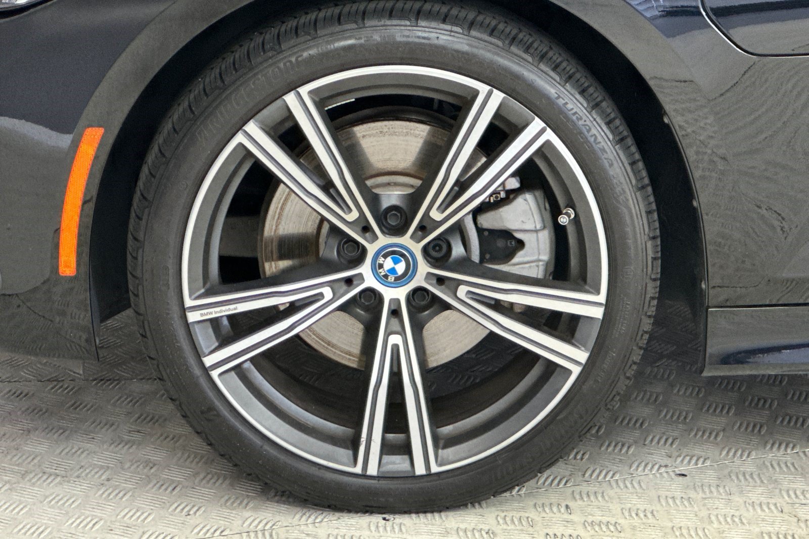 Certified 2024 BMW 330e w/ Convenience Package RWD image 12