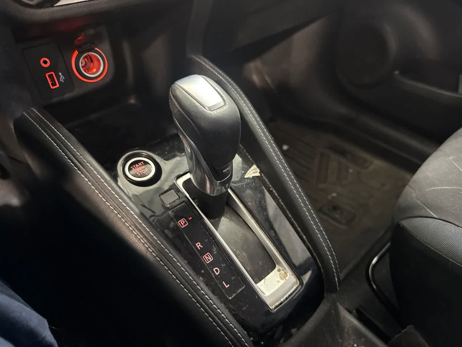 Used 2018 Nissan Kicks SR w/ Exterior Package FWD image 23