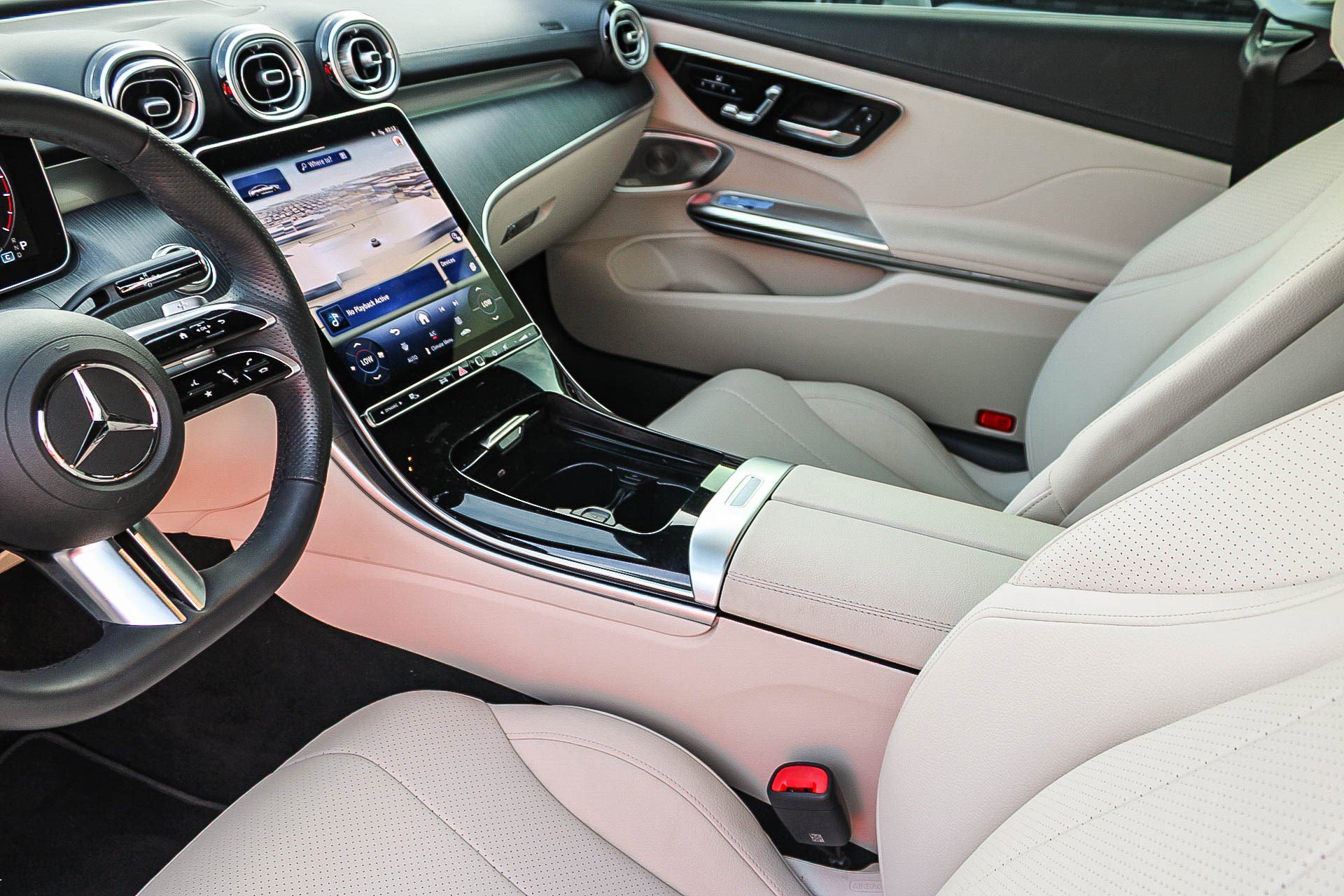 Used 2024 Mercedes-Benz CLE 300 CLE 300 image 16