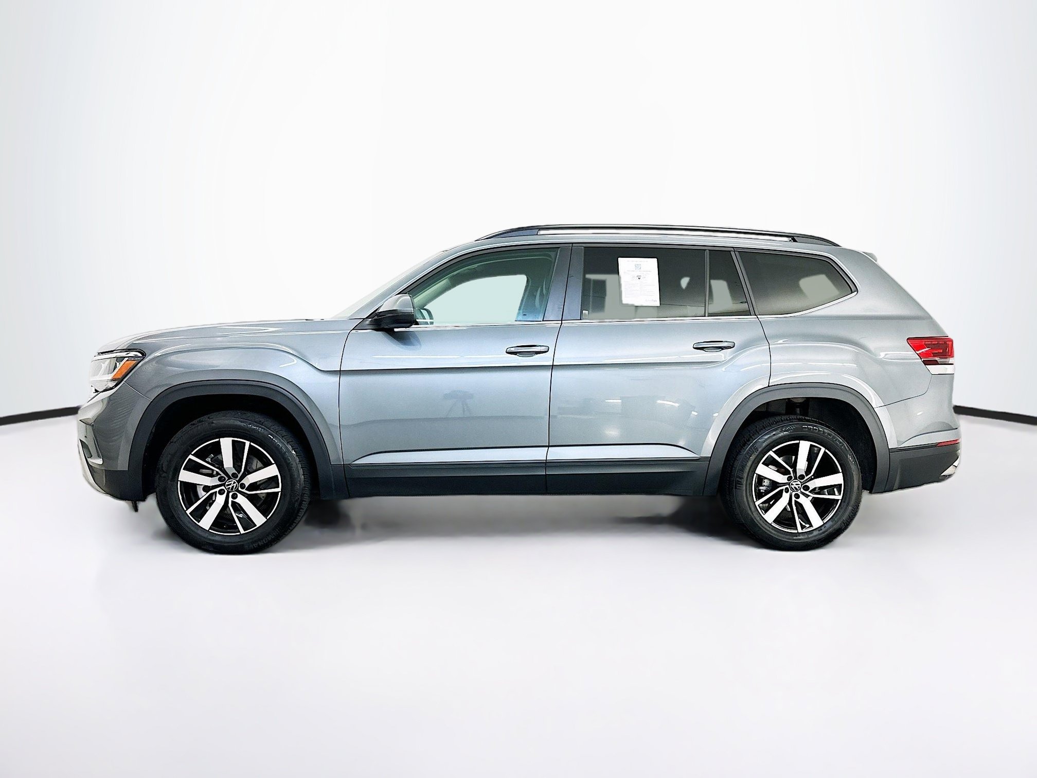 Used 2023 Volkswagen Atlas SE AWD/4WD image 4