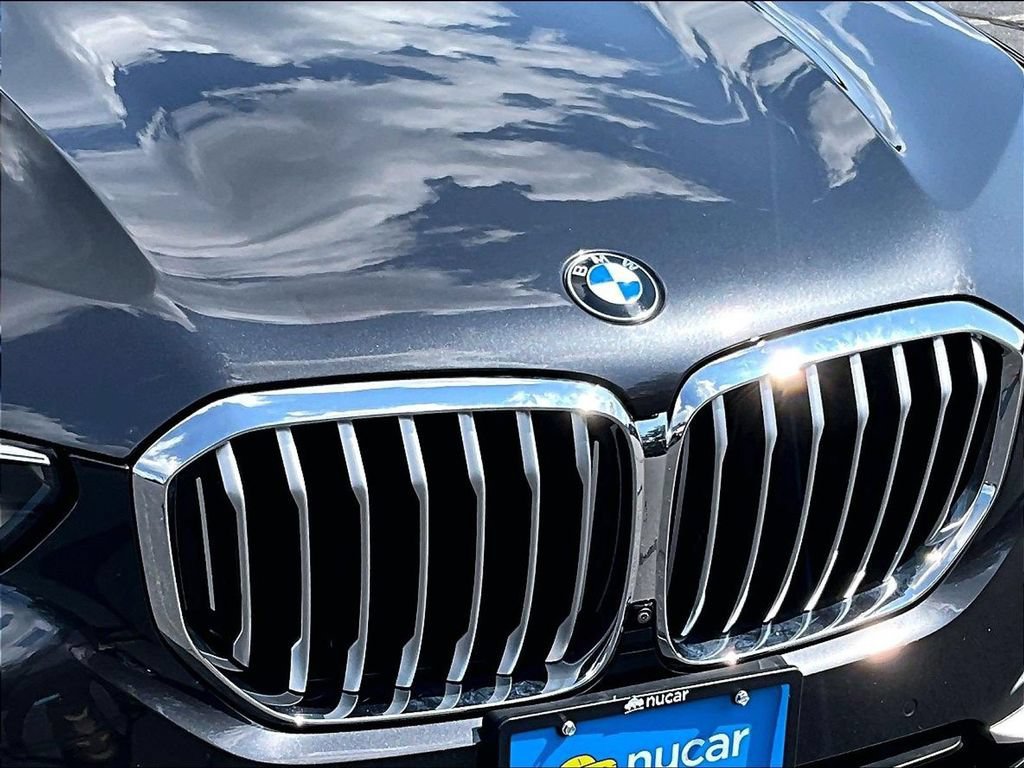 Used 2021 BMW X5 xDrive40i w/ Convenience Package AWD/4WD image 32