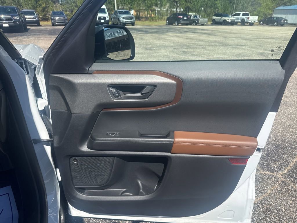 Used 2025 Ford Bronco Sport Outer Banks w/ Outer Banks Tech Package+ AWD/4WD image 24