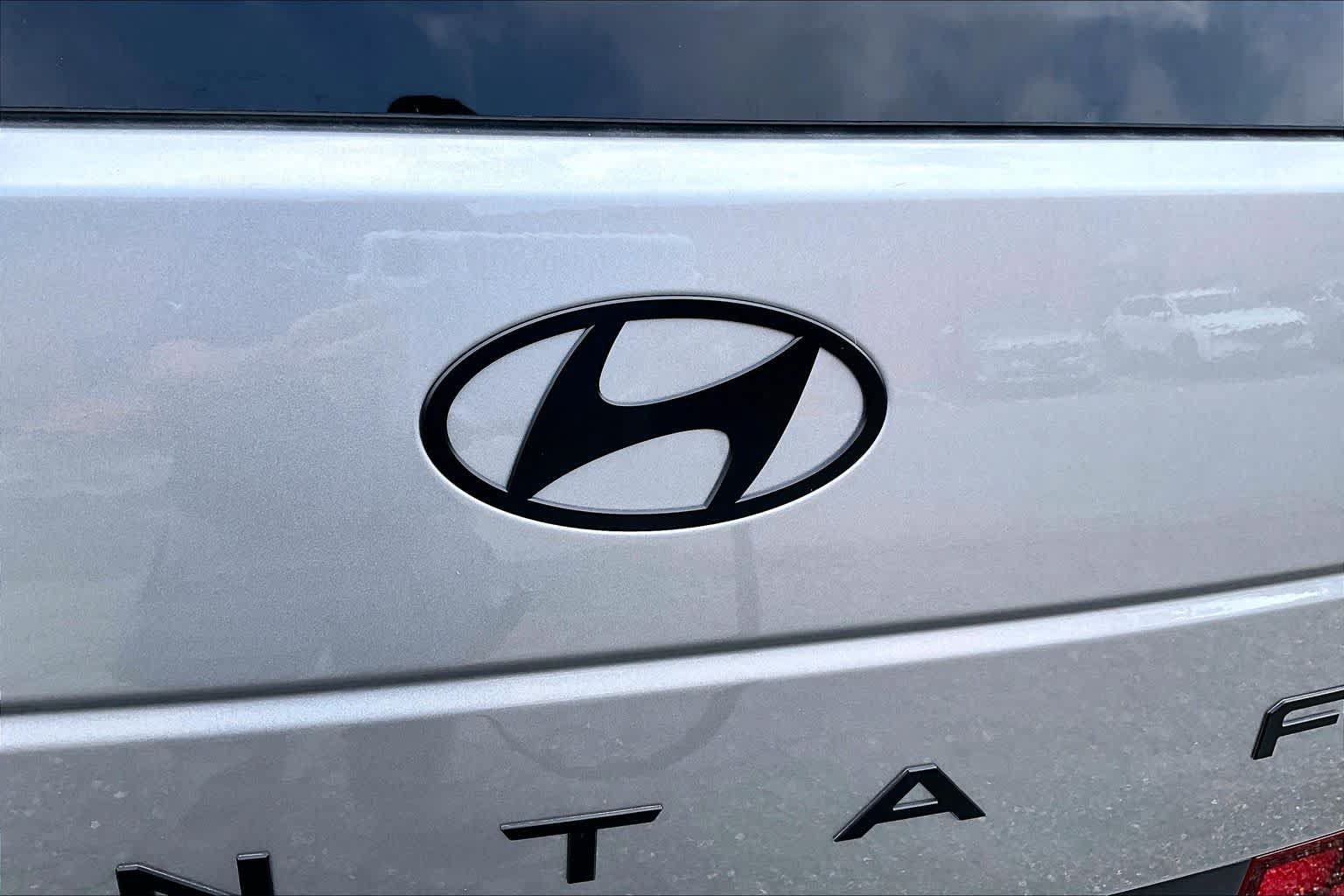 New 2026 Hyundai Santa Fe XRT w/ Tow & Go Package AWD/4WD image 8