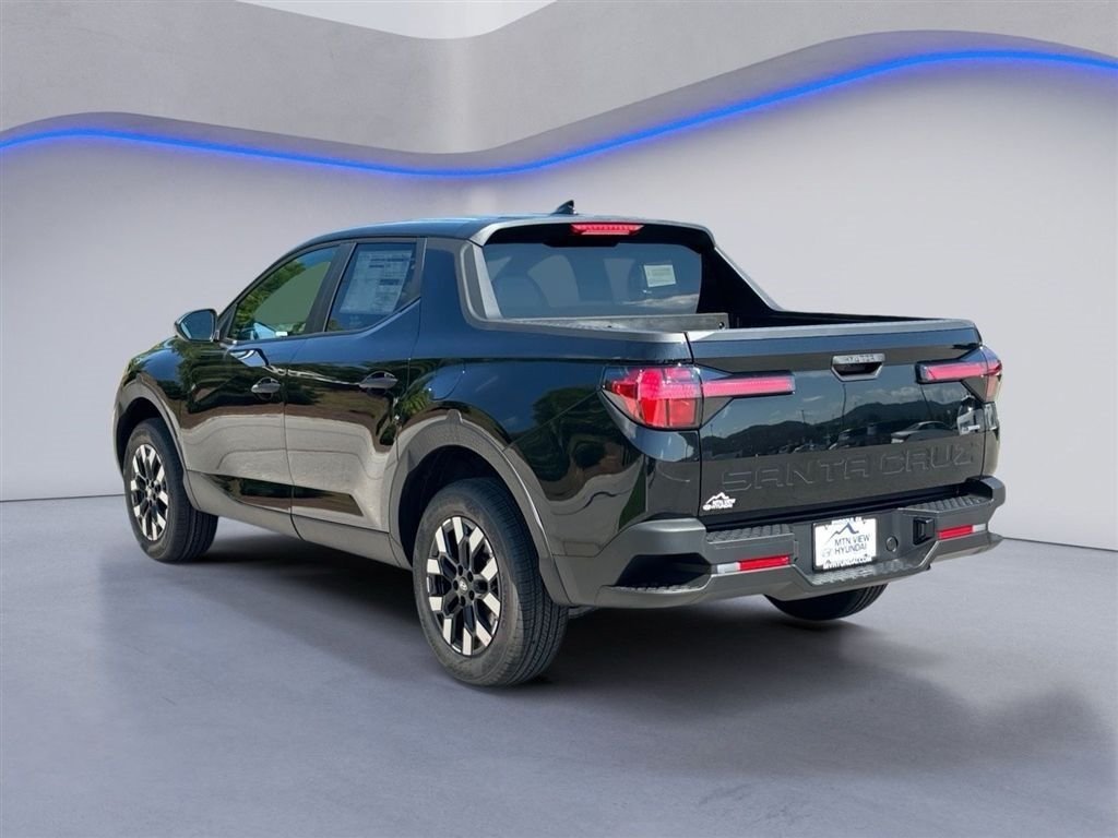 New 2027 Hyundai Santa Cruz SE AWD/4WD image 3