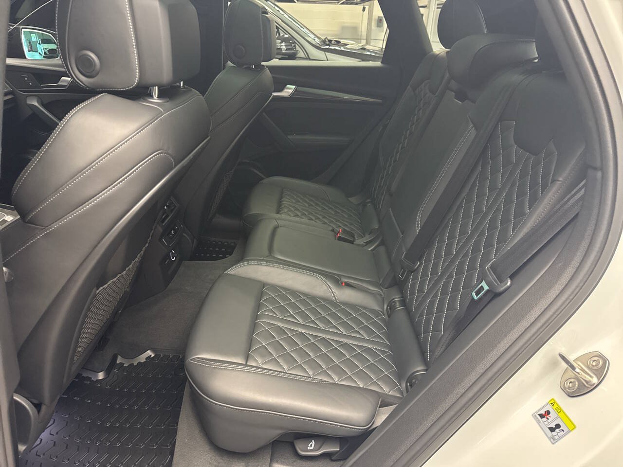 Used 2020 Audi SQ5 Premium Plus w/ Premium Plus Package AWD/4WD image 23