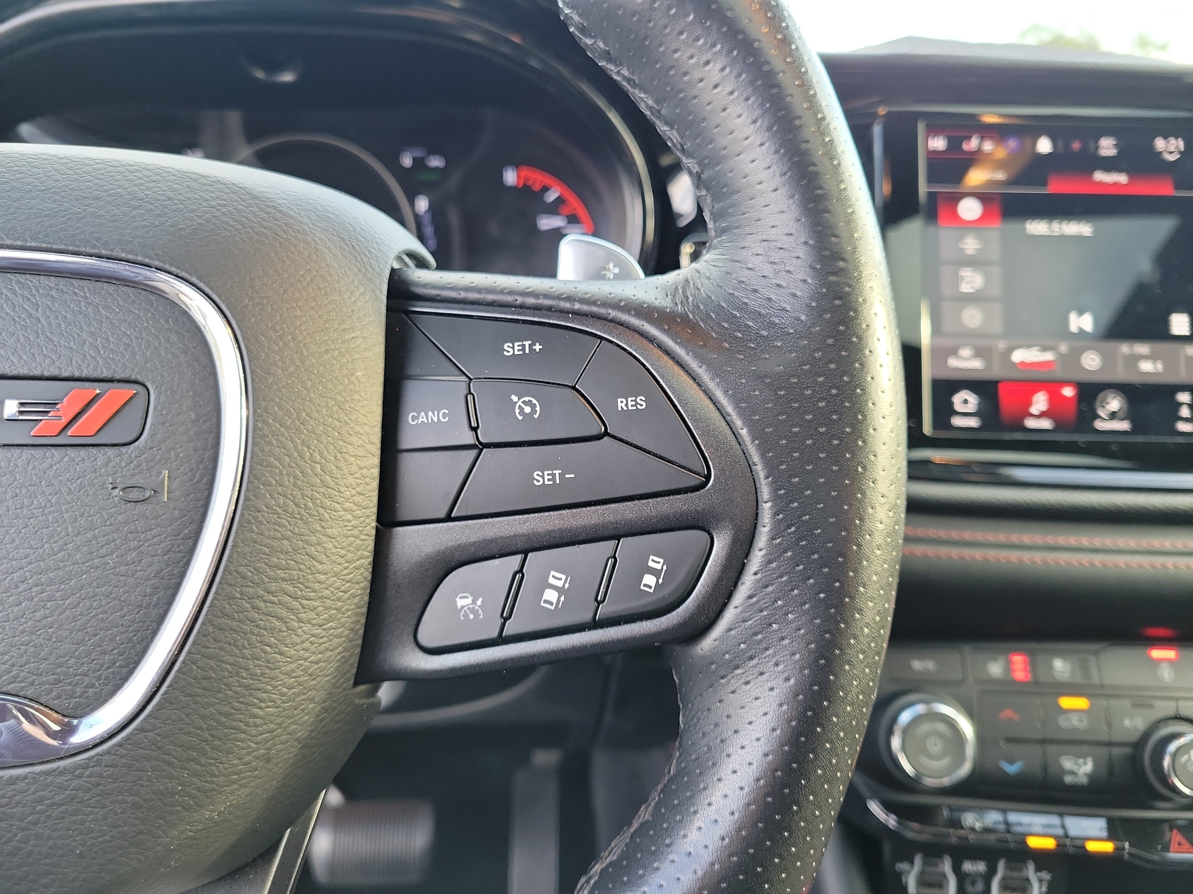Used 2023 Dodge Durango GT AWD/4WD image 23