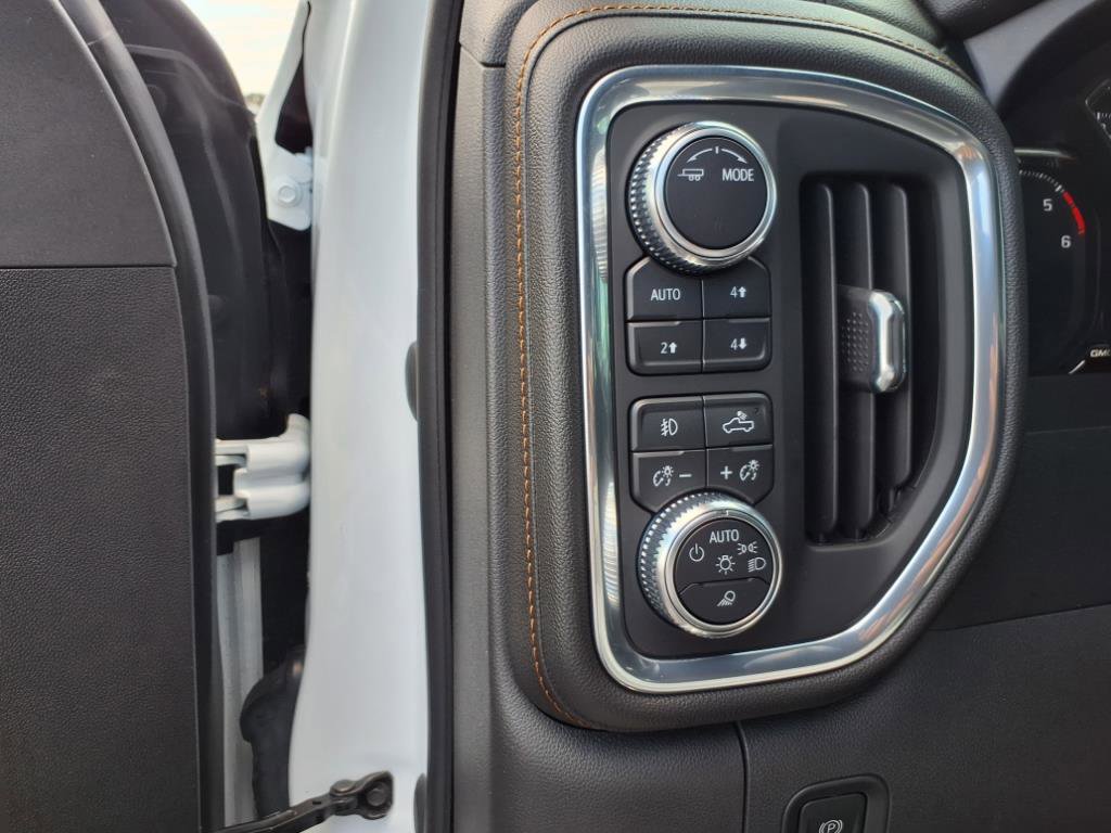 Used 2021 GMC Sierra 1500 AT4 image 16