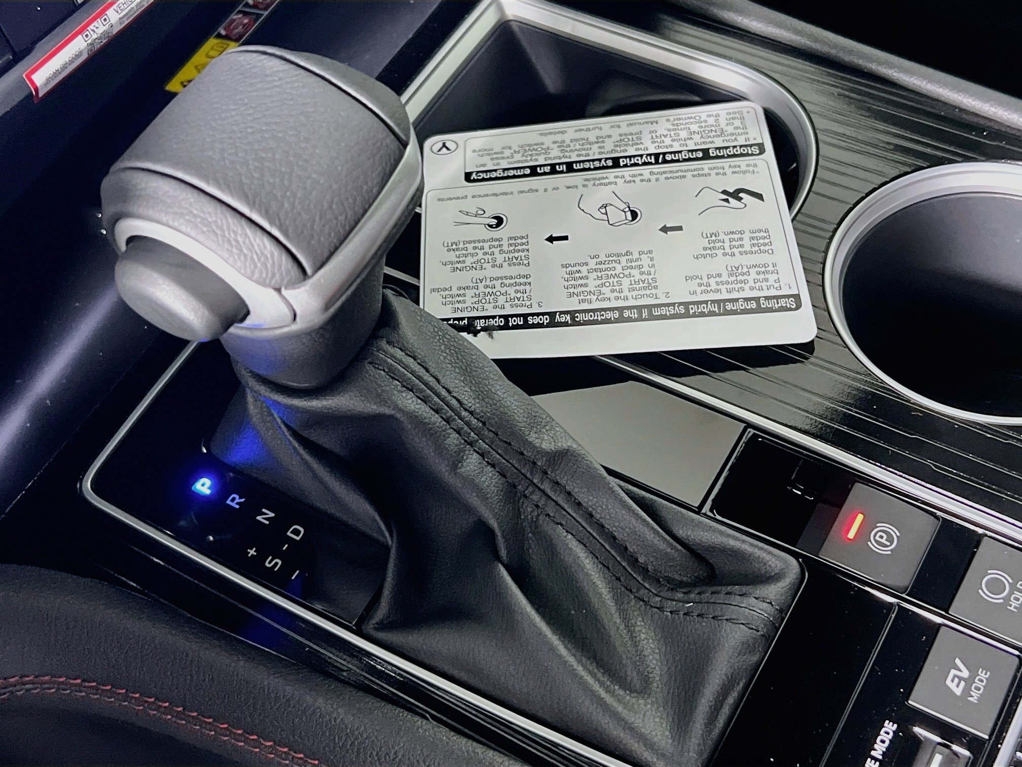 New 2026 Toyota Sienna XSE FWD image 24