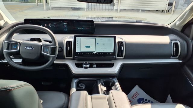 Used 2025 Ford Expedition Max Active image 28