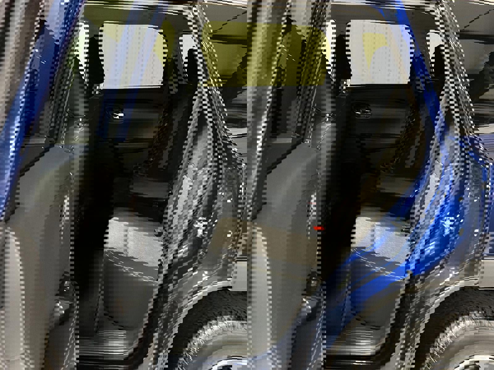 Used 2024 Nissan Rogue SV image 11