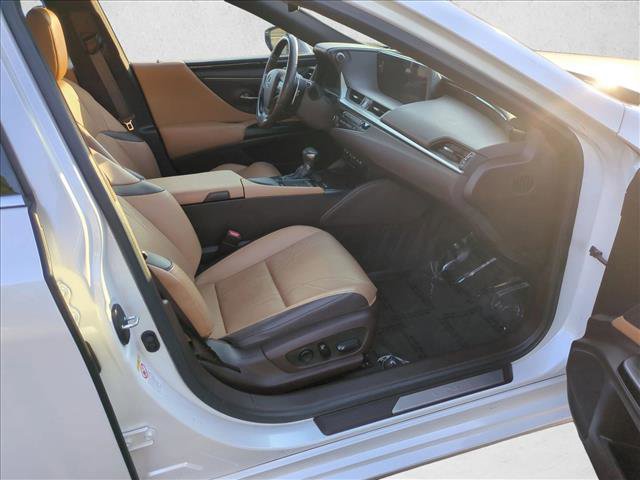 Used 2019 Lexus ES 350 w/ Accessory Package 2 image 23