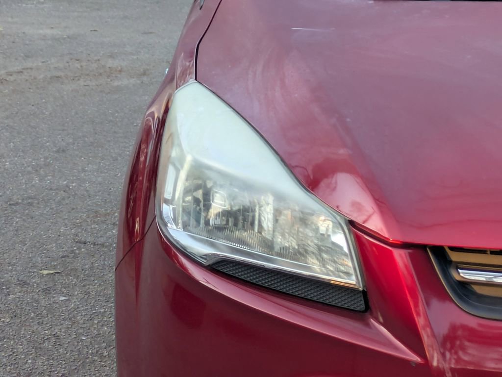 Used 2015 Ford Escape SE image 10