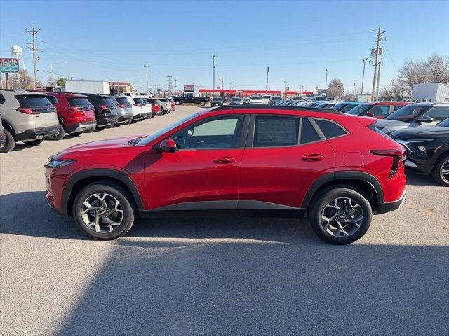 New 2026 Chevrolet Trax LT w/ Driver Confidence Package image 3