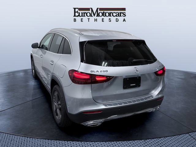 Used 2026 Mercedes-Benz GLA 250 4MATIC image 2