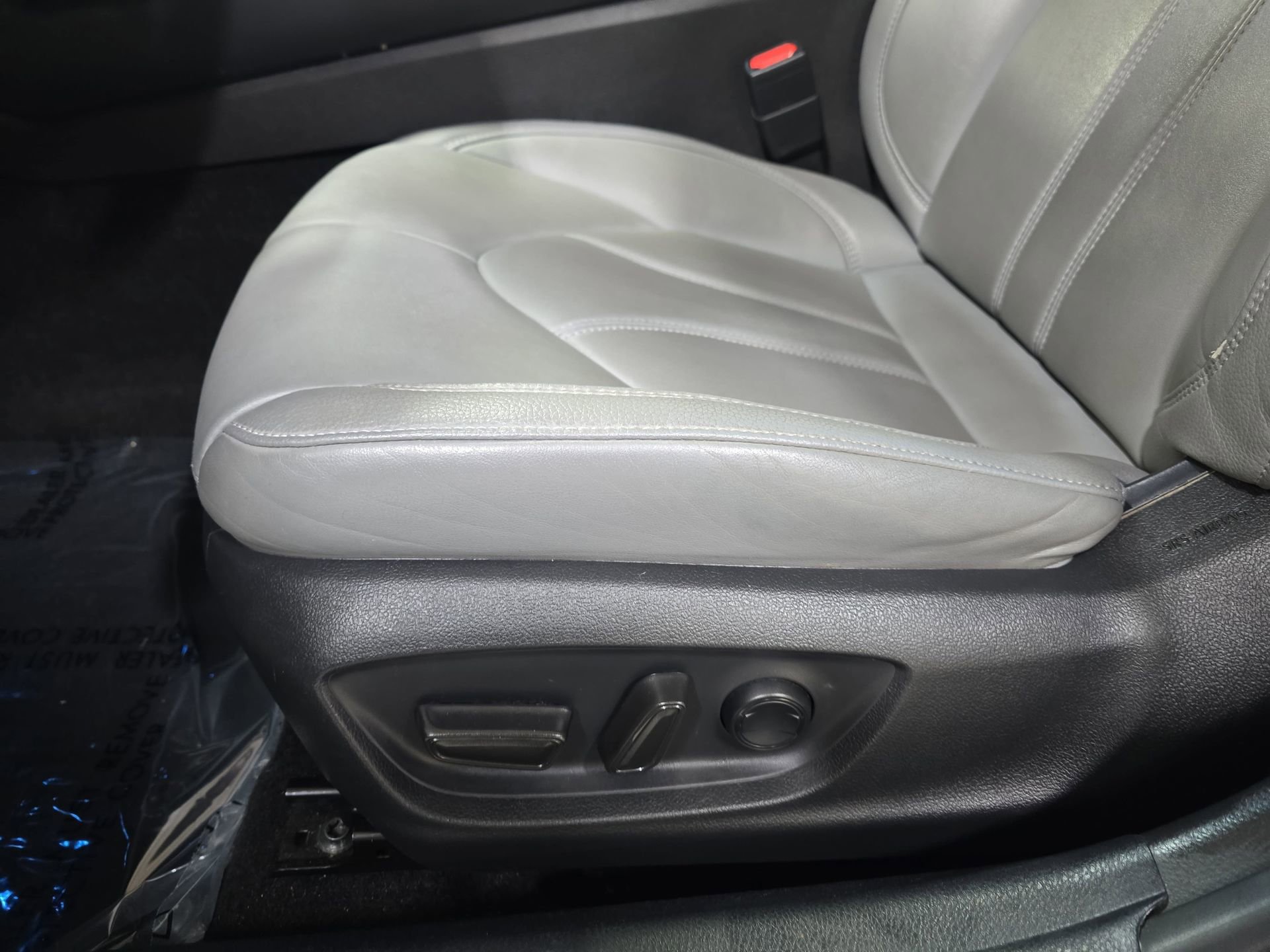Used 2021 Toyota Avalon XLE FWD image 27