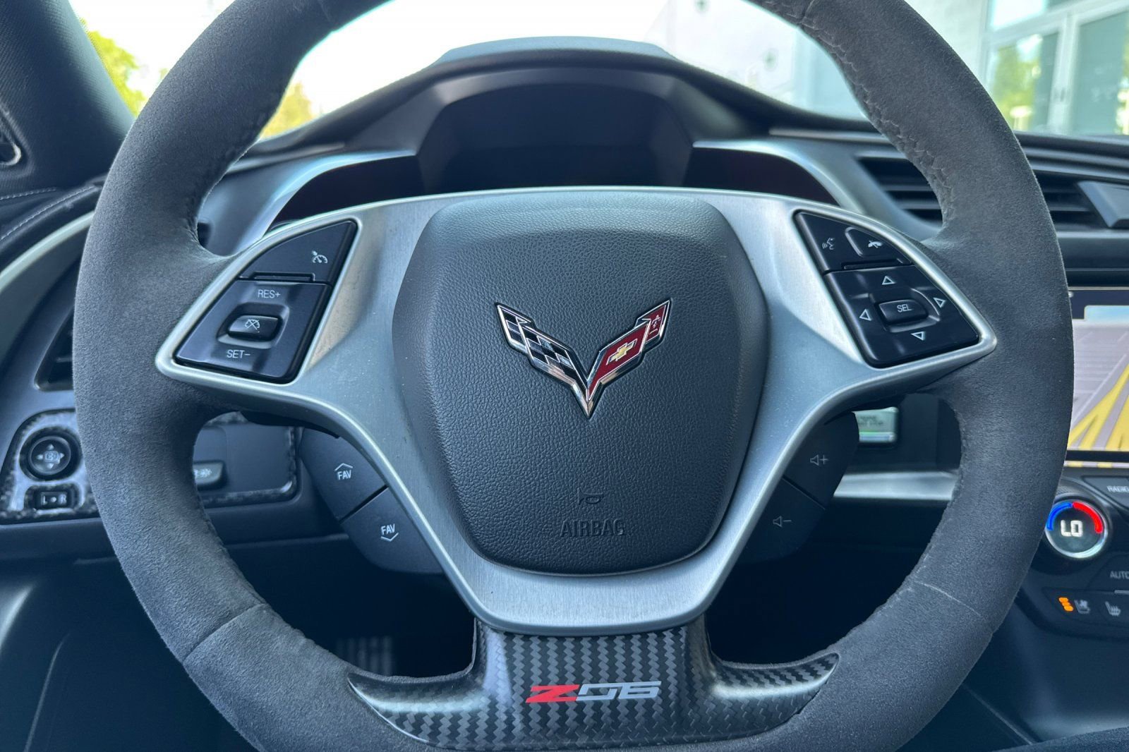 Used 2018 Chevrolet Corvette Z06 RWD image 30