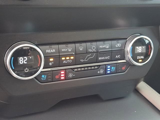 Used 2019 Ford Expedition XLT w/ Equipment Group 202A image 16