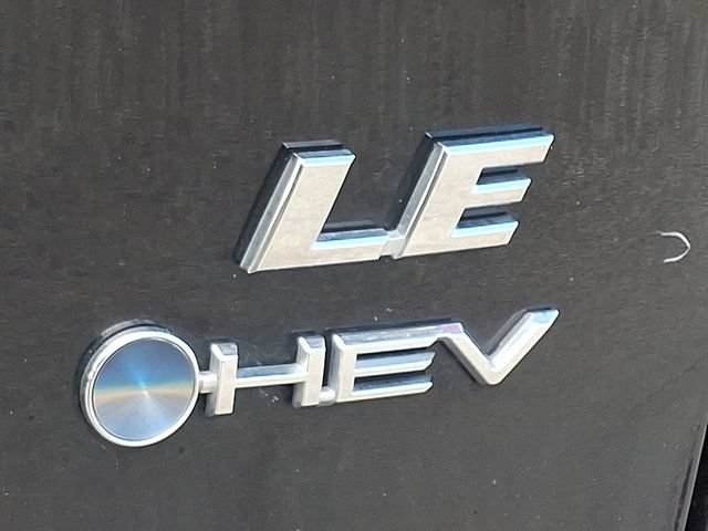 Used 2025 Toyota RAV4 LE AWD/4WD image 30