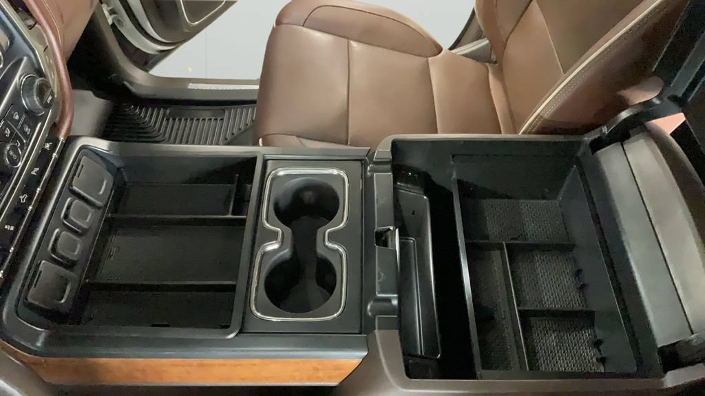 Used 2018 Chevrolet Silverado 1500 High Country AWD/4WD image 43