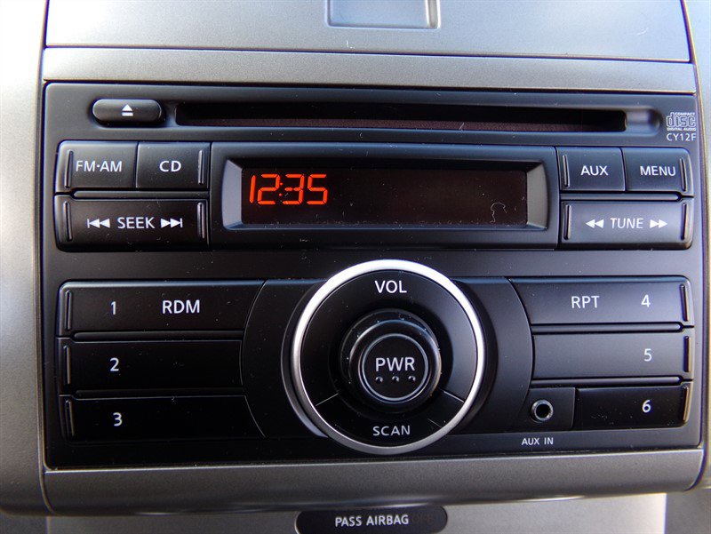 Used 2011 Nissan Sentra 2.0 image 37