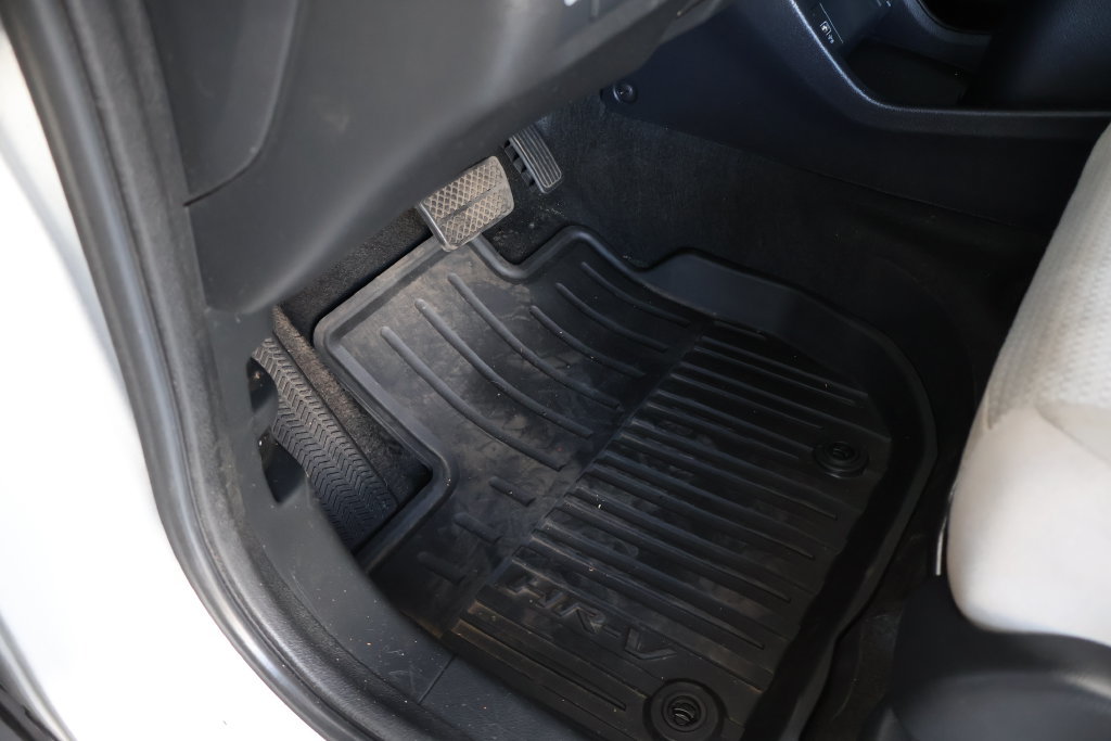 Used 2022 Honda HR-V LX image 20